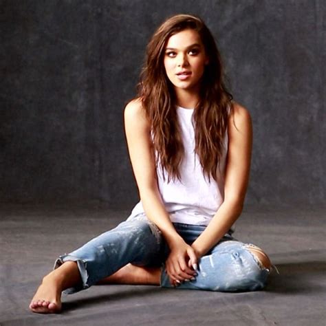 hailee steinfeld feet|Legend By Marie Lu Dream Cast .